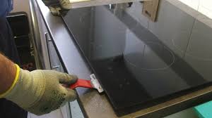Démontage de la plaque défectueuse